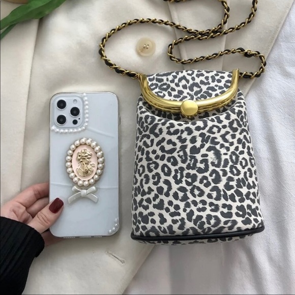Leopard print chain crossbody purse - Picture 5 of 7